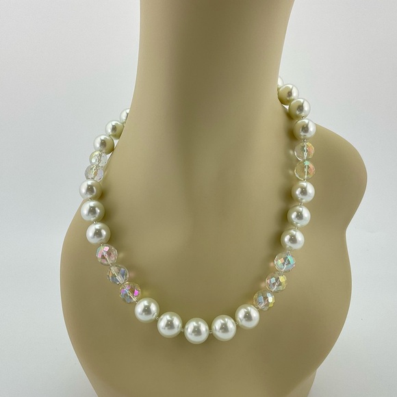 Swarovski White Crystal Pearl & Vtg Aurora Borealis Crystal Necklace & Earrings - Picture 10 of 15